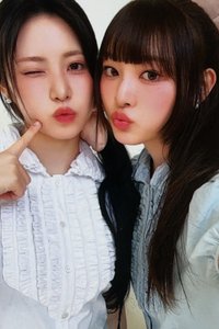 Glow Up 專輯卡 迷二 PB we版專卡（Liv&Minami雙人）