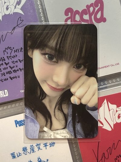四週年裝飾立牌 KARINA