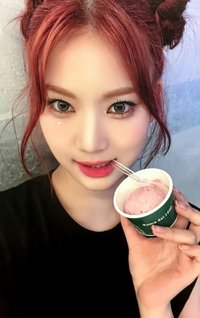 TEENFRESH am 特典卡 STAYC ISA   冰淇淋莎