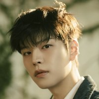 SEUNGMIN