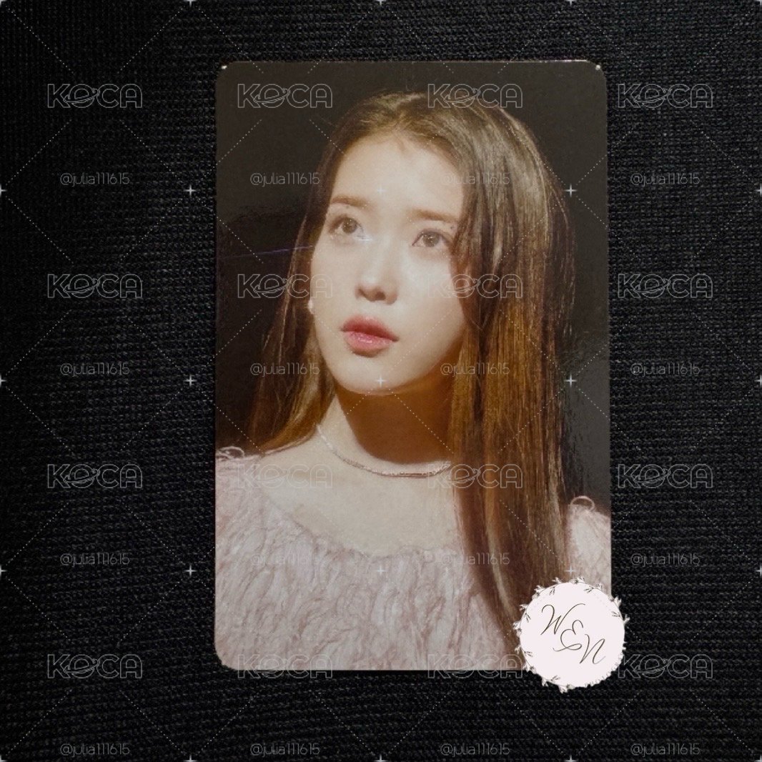 IU 李知恩 2021 Celebrity 鐵盒小卡