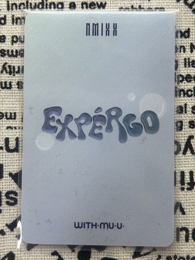 NMIXX WM海軍圭（背後有汙漬）