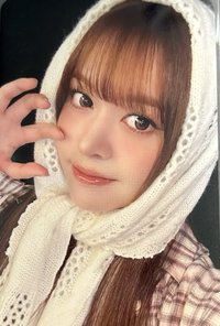 Fe3O4: FORWARD ms 簽售卡 15.0 圍巾莉