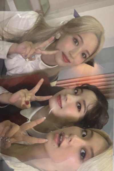 TWICE EWO 三人卡
