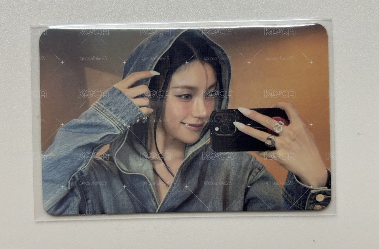 ITZY Yelo 對鏡志