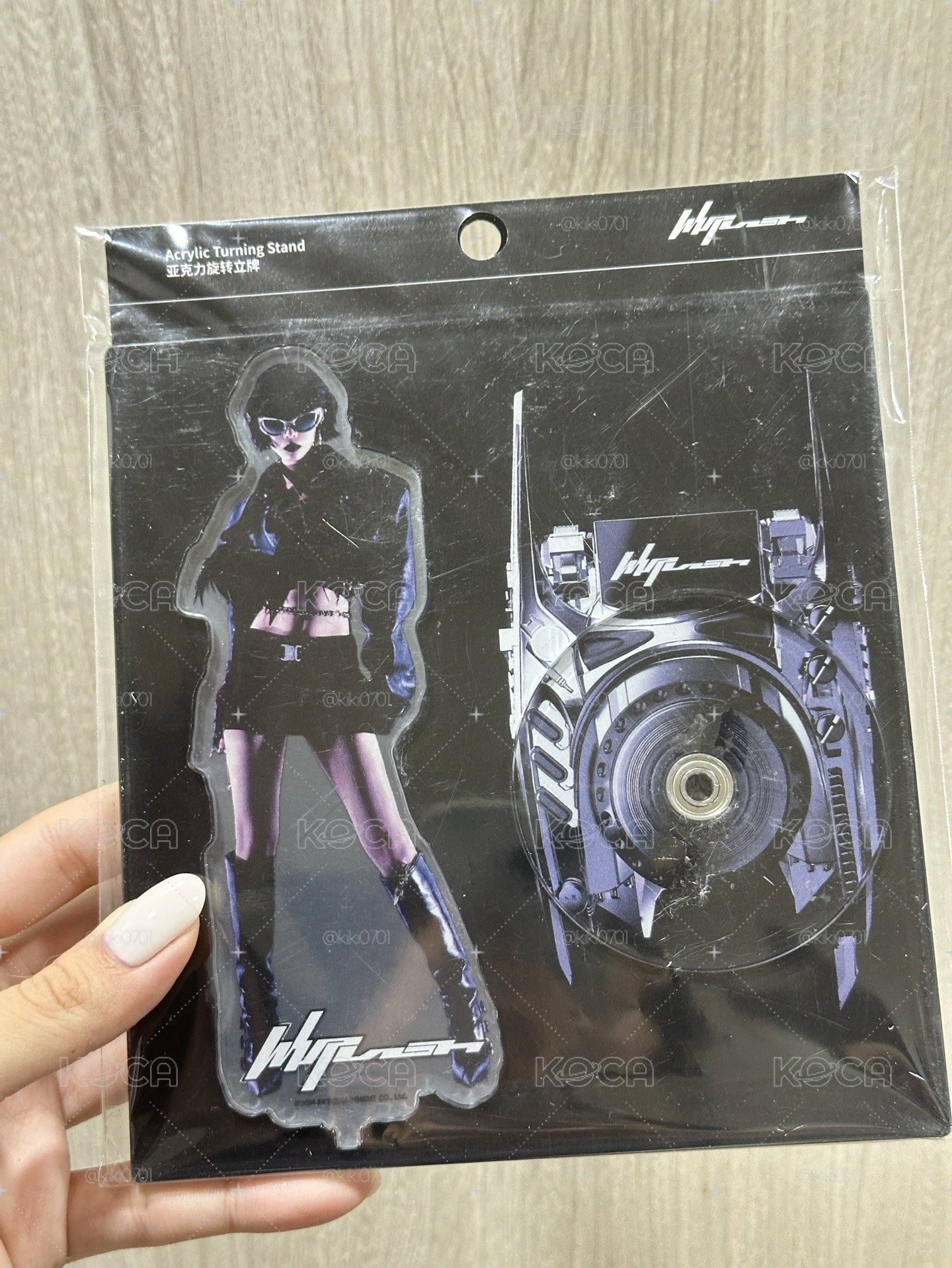 aespa Whiplash上海快閃店旋轉立牌冬