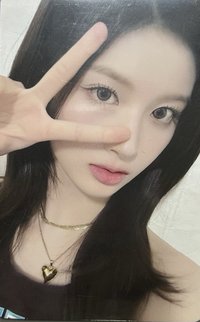 Fe3O4: STICK OUT yzy 1.0 簽售卡 